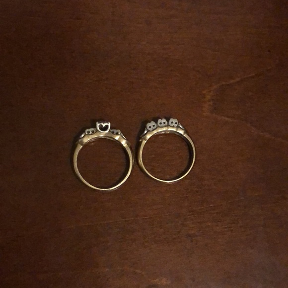 SOLD Authentic 14K Gold diamond ring. - Picture 6 of 7